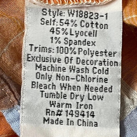 Johnny Was PETUNIA SQUARE NECK PARK BLOUSE. Size: XS - Picture 10 of 11